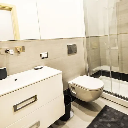 Cleo Apartment